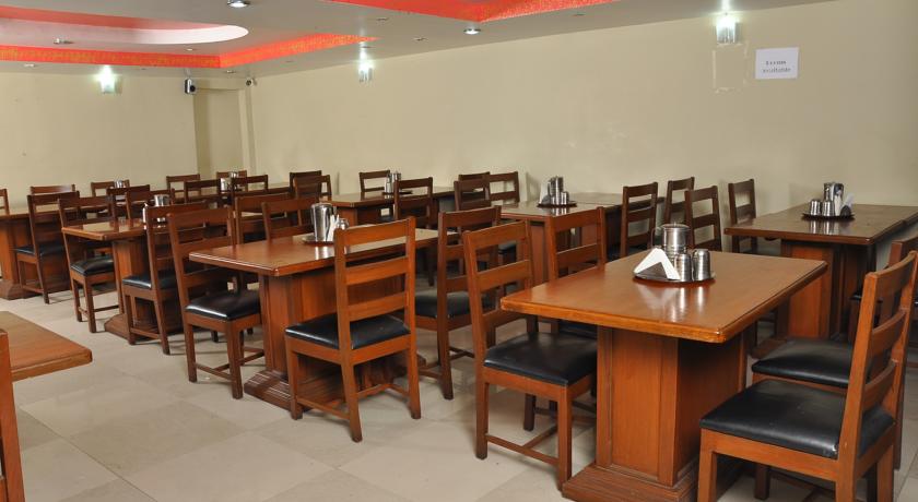 Hotel Grand Paradise Inn